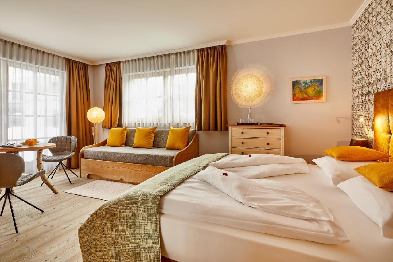 Dolomit Boutique Hotel ラ・ヴィッラ エクステリア 写真