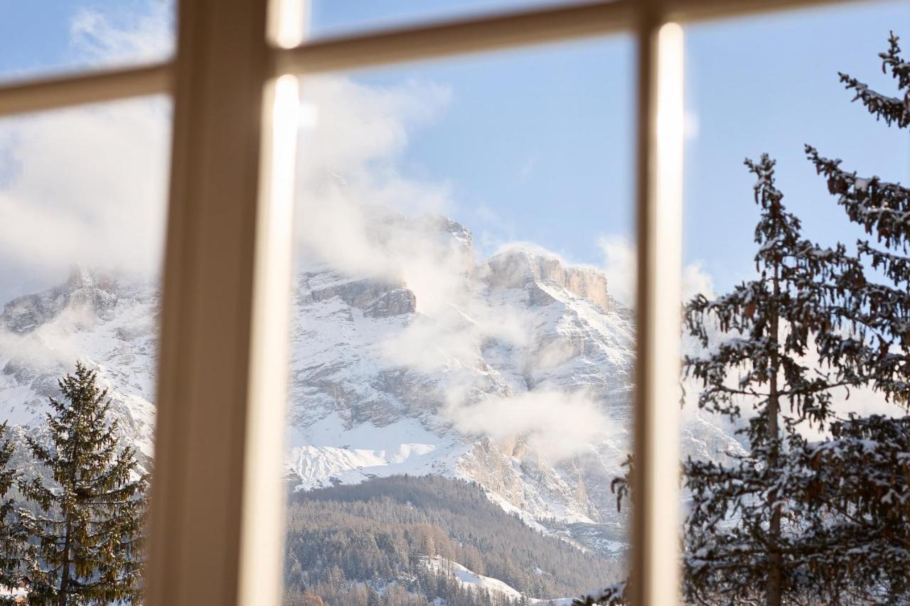 Dolomit Boutique Hotel ラ・ヴィッラ エクステリア 写真